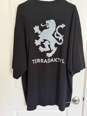 Cool Black Graphic Logo Tee Men Shirt